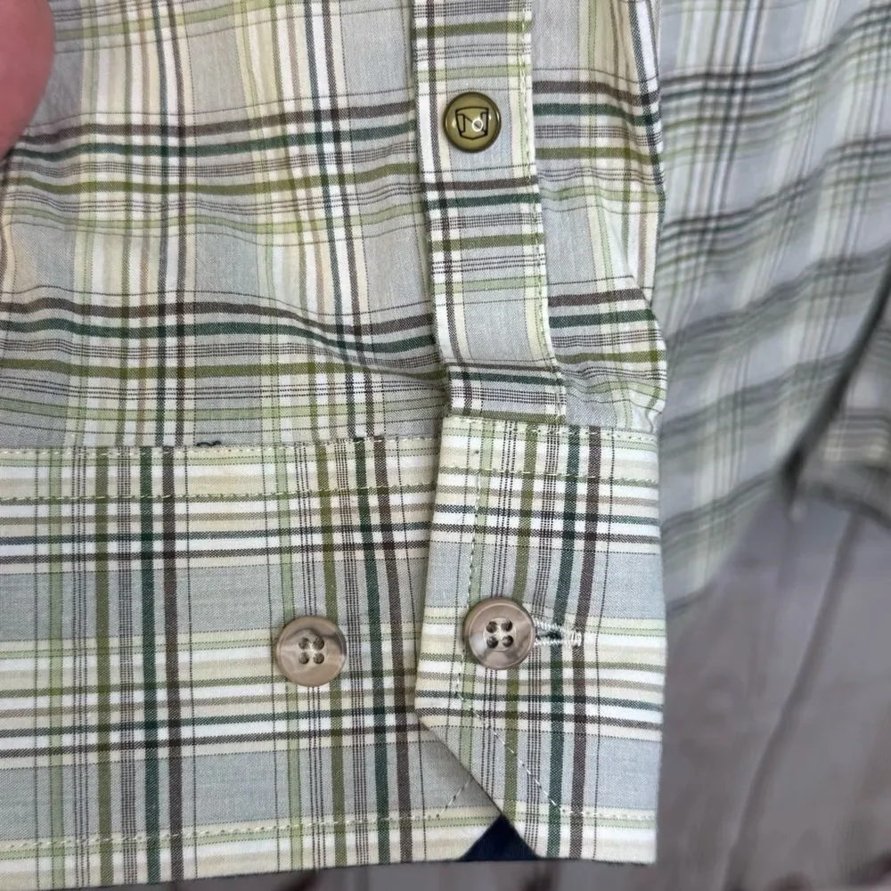 Men Noble Outfitters Plaid Button down Shirt